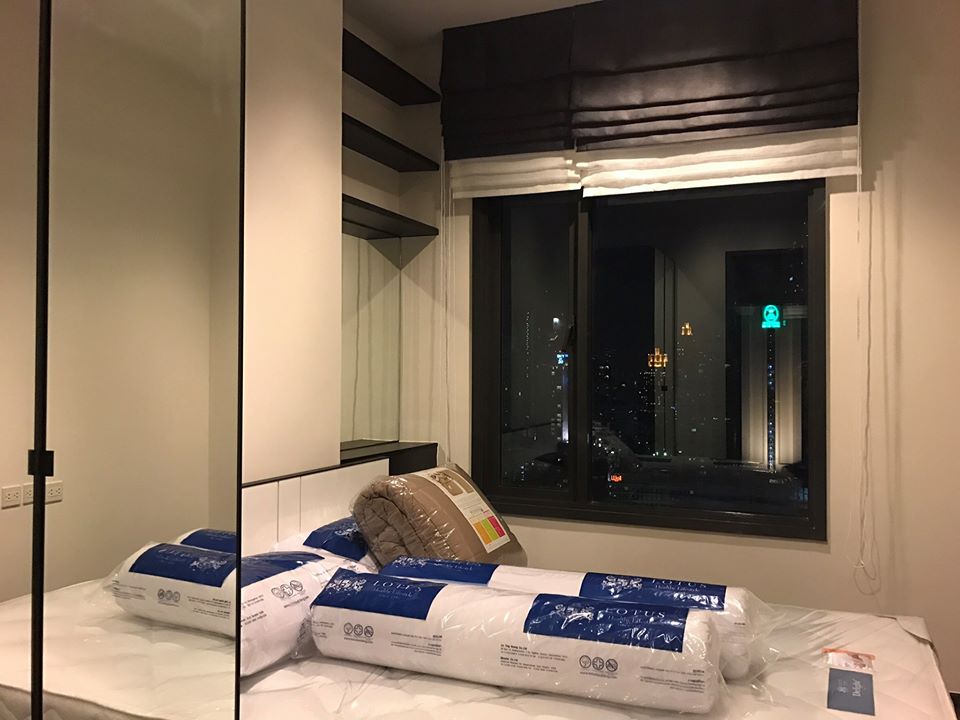 Edge Sukhumvit 23