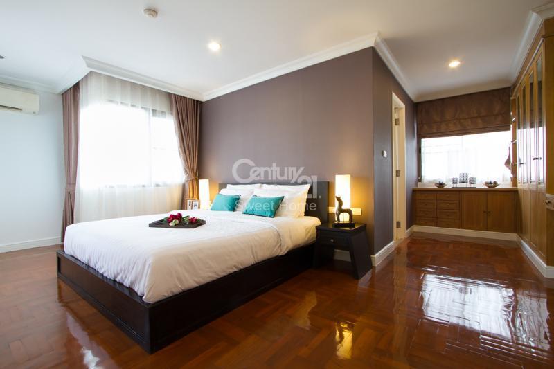 3 bedrooms For Rent in Asok, Bangkok