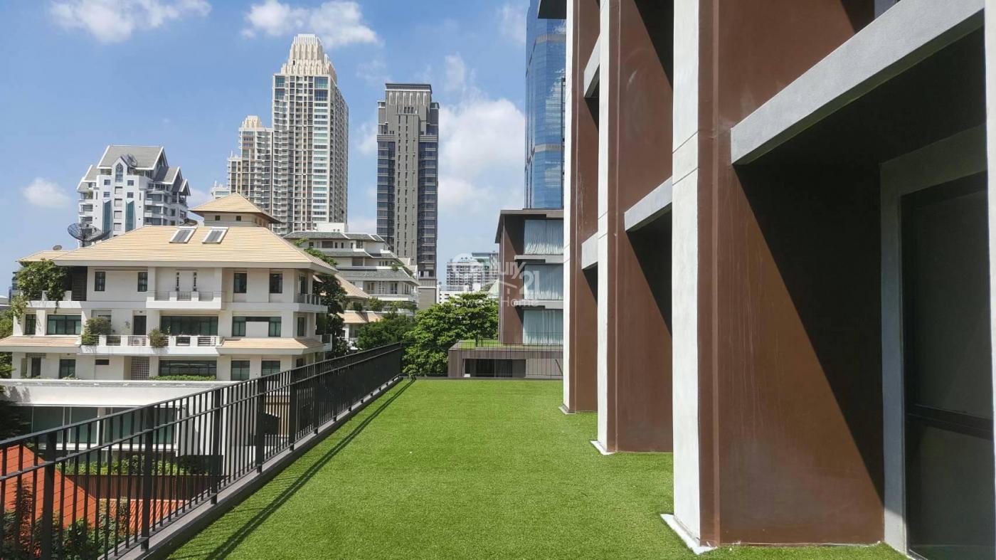 3 bedrooms For Sale in Other Silom, Bangkok