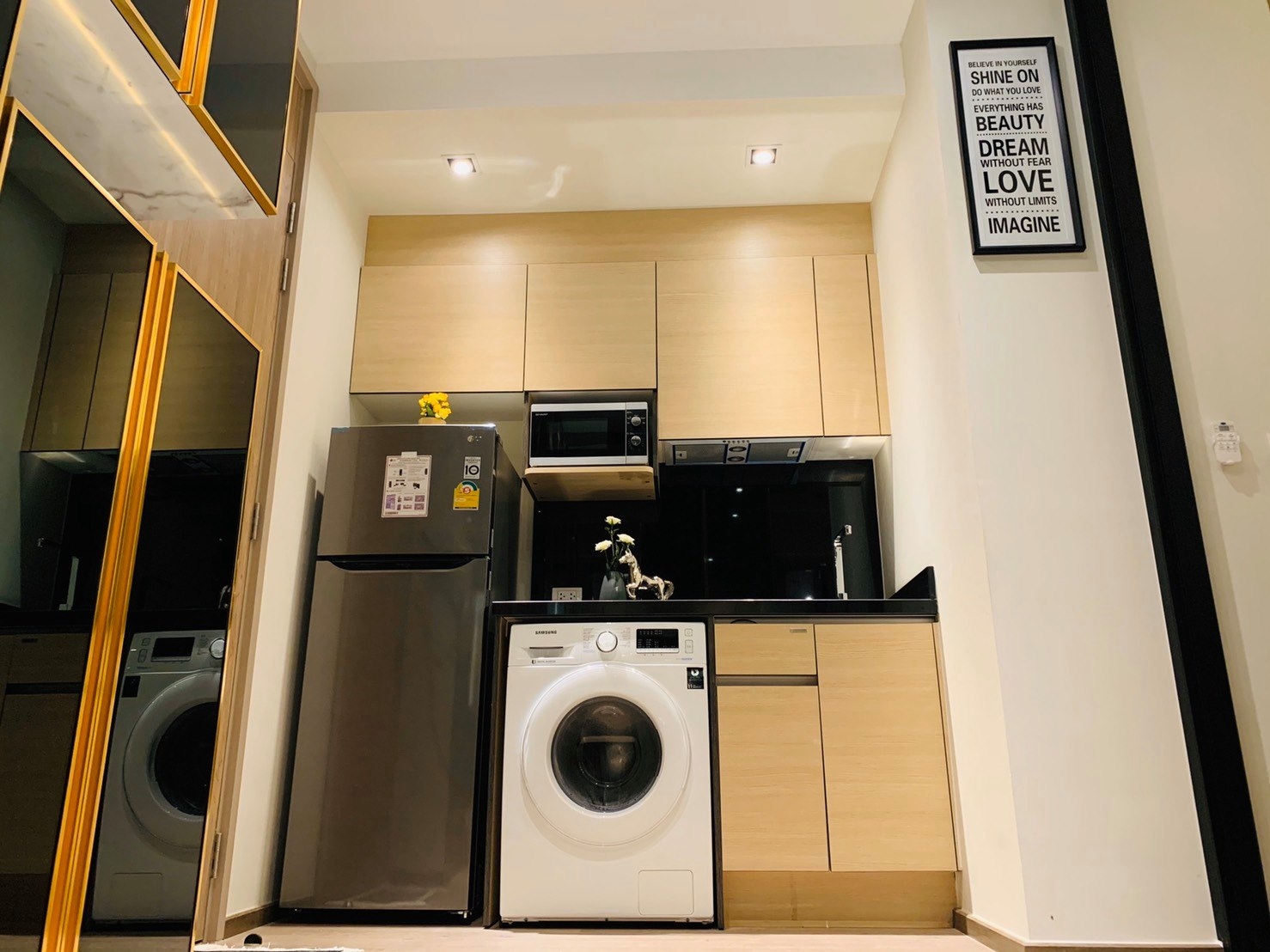 LTH2045<H1598 – Park 24 FOR RENT&SALE 1 bed 1 bath size 30 Sq.M. BTS Phrom Phong station