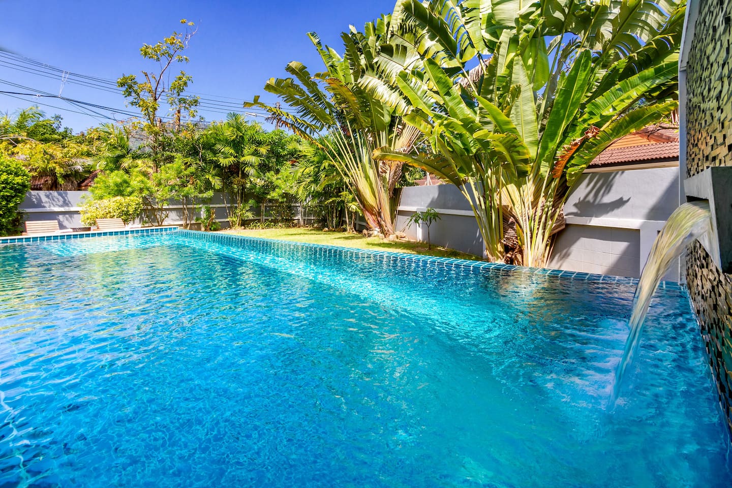 4 Bedrooms, 3 Bathrooms Private Pool Villa : VB-001