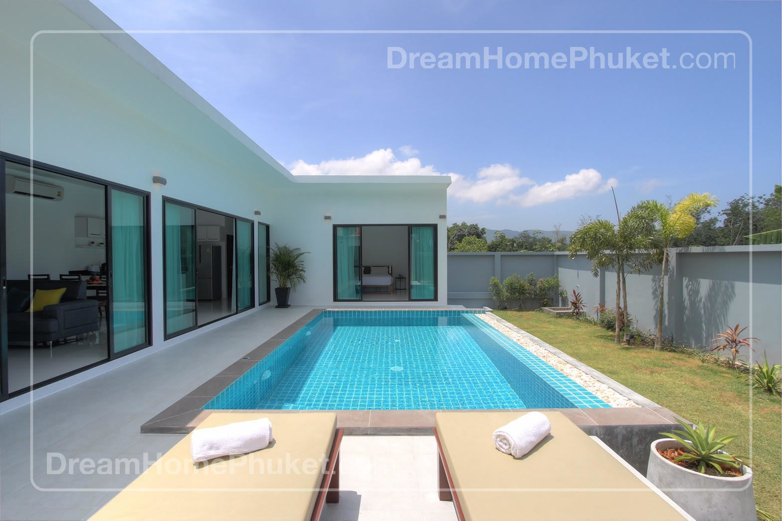 Cozy Villa with 3 Bedrooms in Cherngtalay (ID: CG-037)