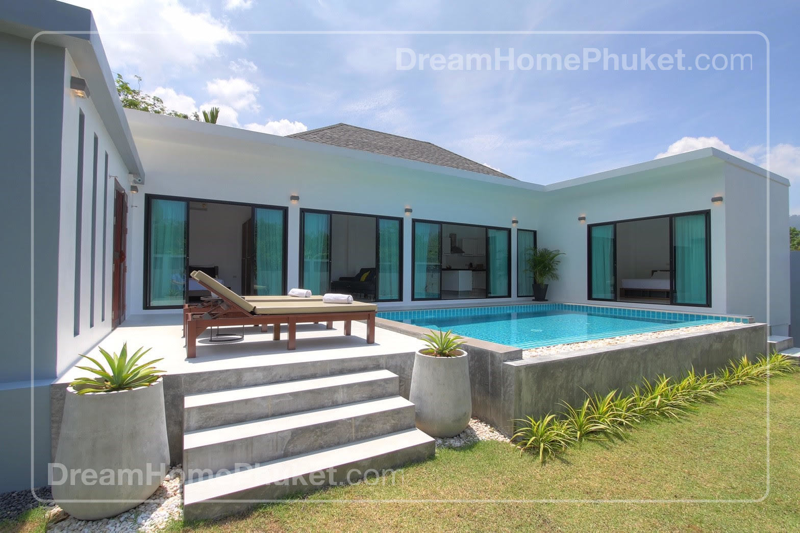 Cozy Villa with 3 Bedrooms in Cherngtalay (ID: CG-037)