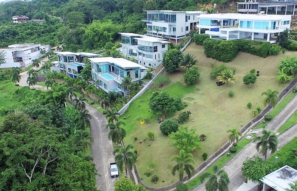 Bright Modern Pool Villa with Ocean View (ID: YM-007)
