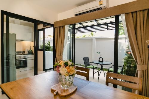 Townhome Villa in Laguna (ID: LG-017)