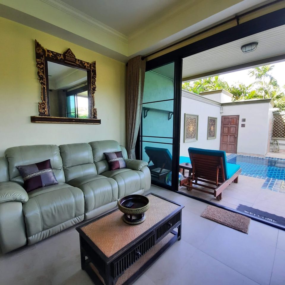 3 Bedrooms Pool Villa in Naiharn (ID: NH-010)