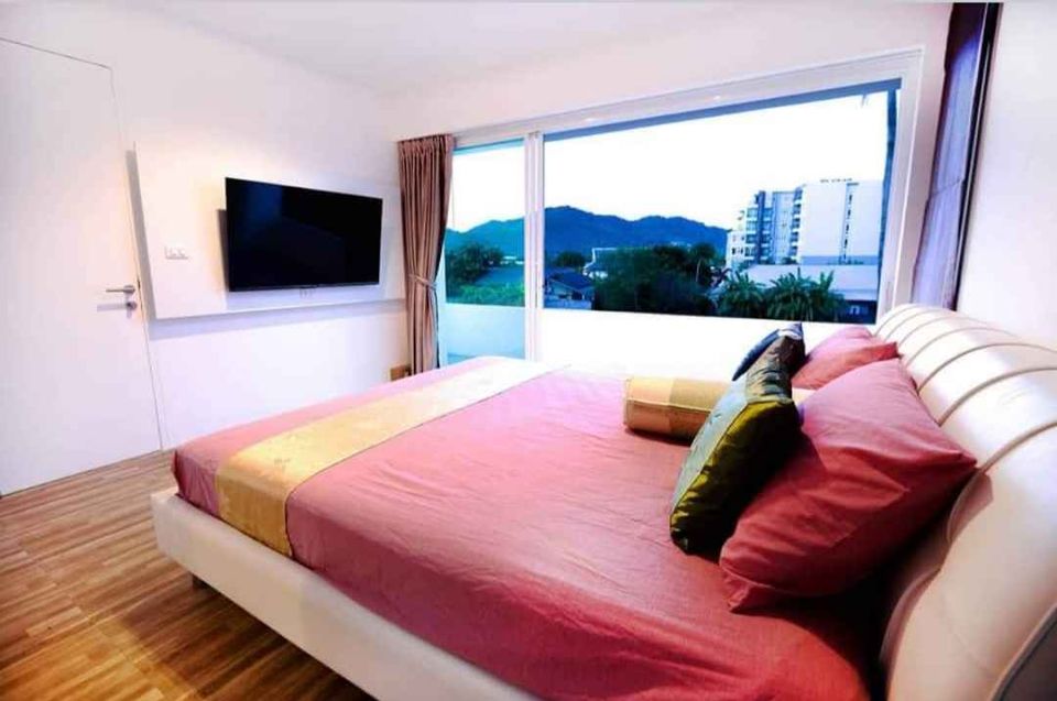 Super Modern Style Villa in Nai Harn (ID: NH-014)