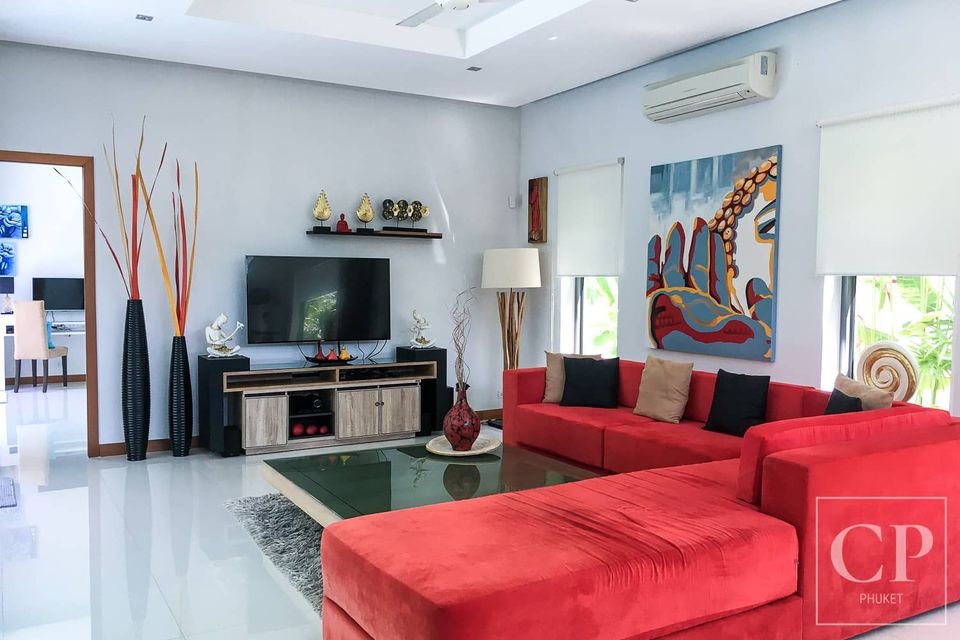 Modern Sophisticated Pool Villa in Rawai (ID: RW-077)