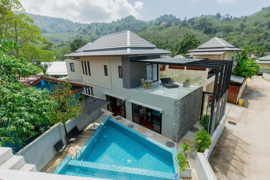 3 Bedrooms Pool Villa in Kamala (ID: KL-025)