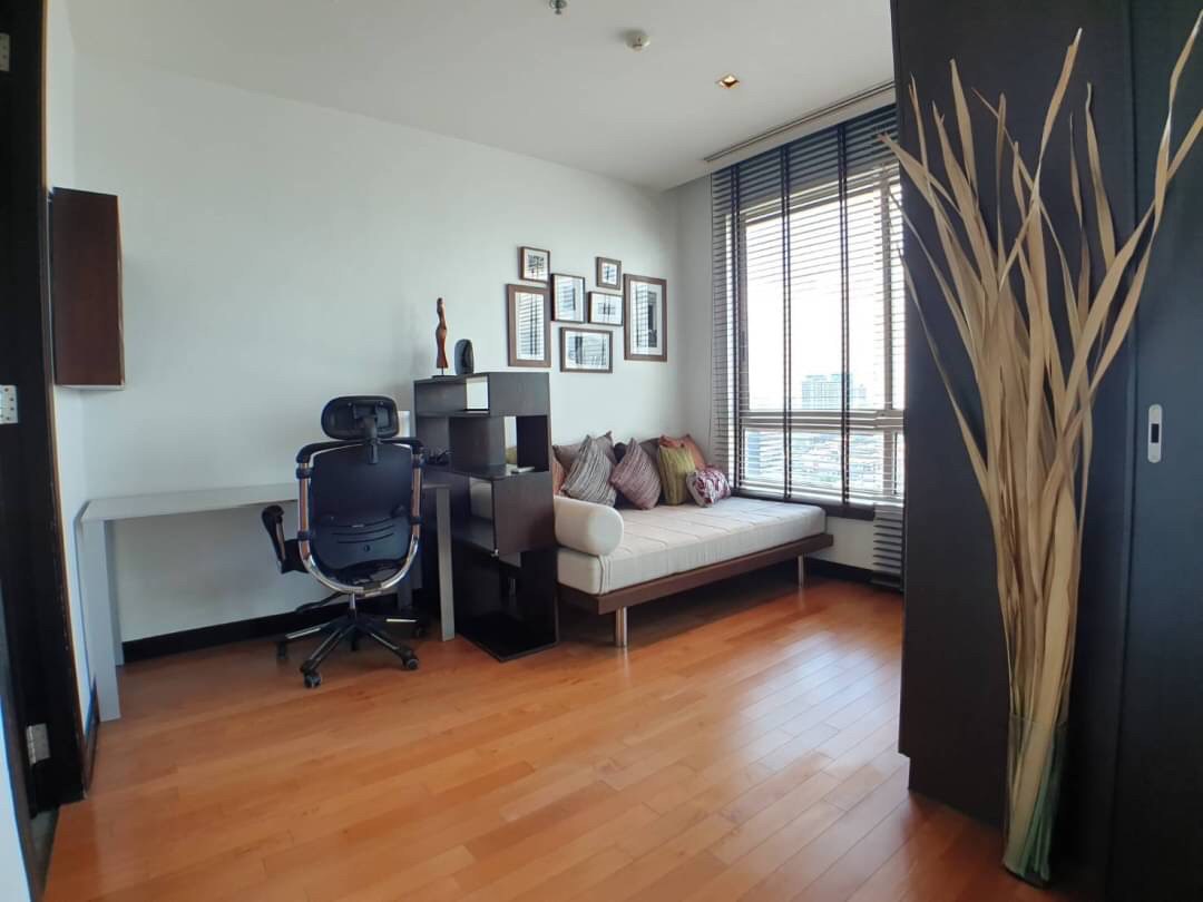 The Lofts Yennakart