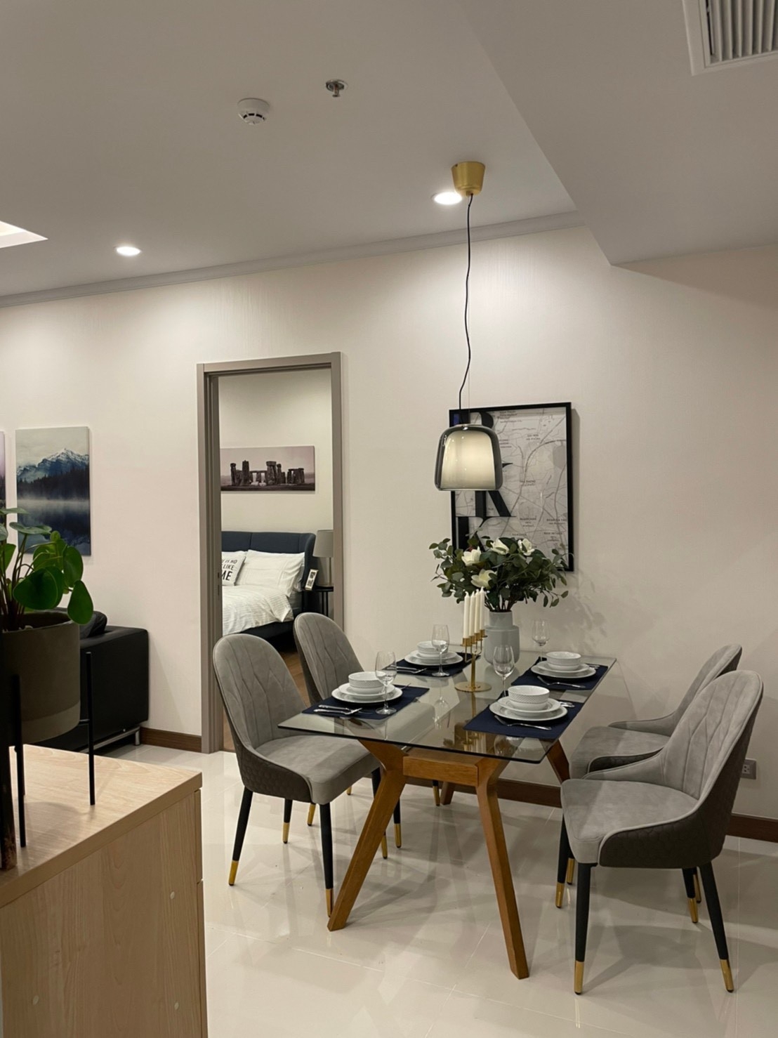 LTH3353 – Supalai Oriental Sukhumvit 39 FOR RENT 2 beds 2 baths size 472.5 Sq.M. Near MRT Phetchaburi station ONLY 40k/Month