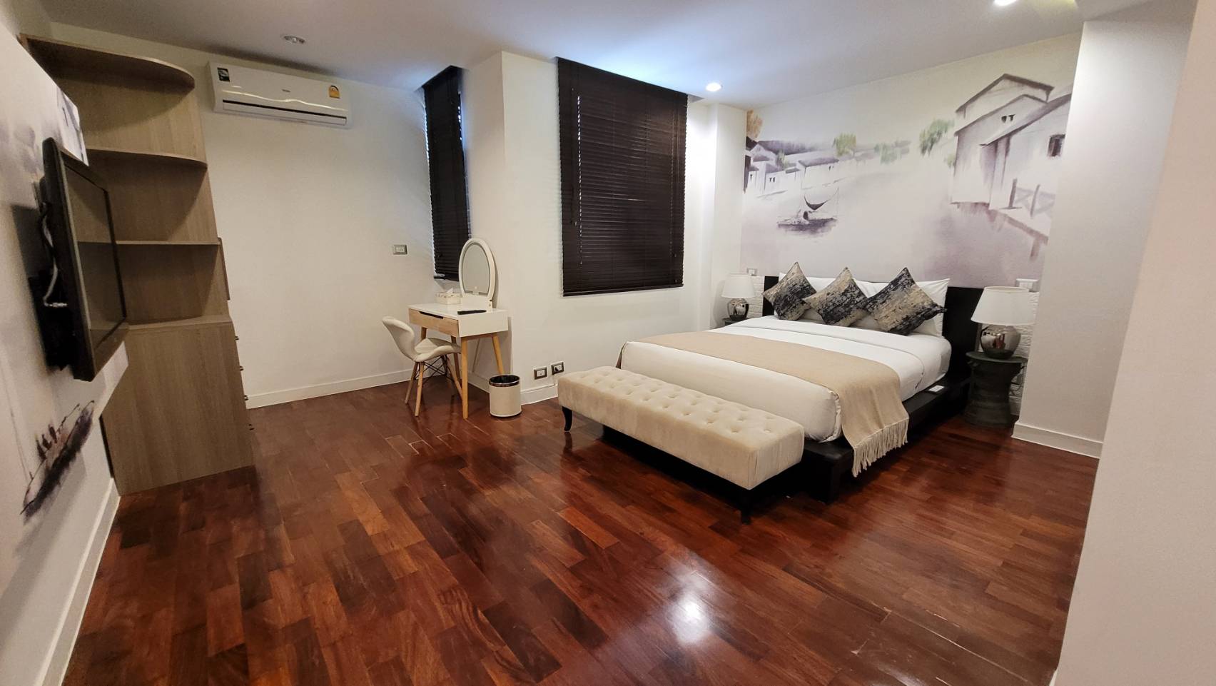 Modern Apartment in Soi Langsuan