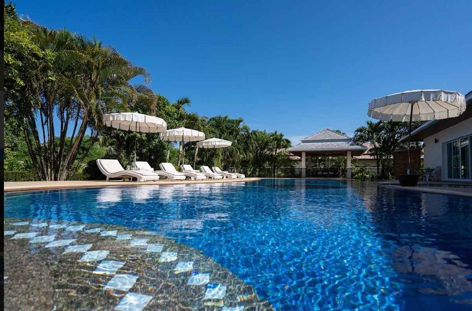 Spacious 4 Bedrooms Pool Villa (ID: RW-112)