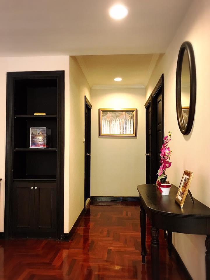 2bed2bath for sale with tenant at Lake Green