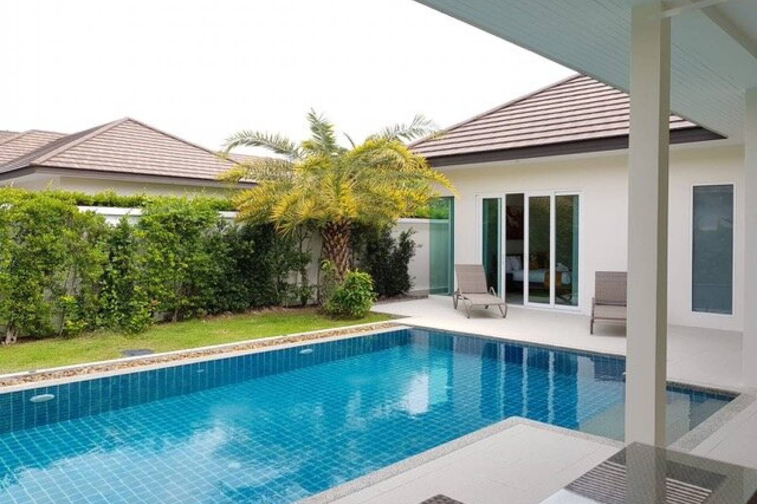 Quality Modern 3 Bed Pool Villa