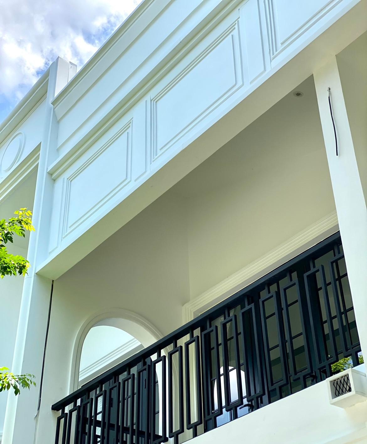 LTH3582 – Boutique House FOR RENT in Onnut area 5 Beds 5 Baths size 310 SQ.M. Nearby BTS Onnut station ONLY 150k/Month