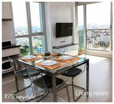 Rhythm Sathorn Narathiwas