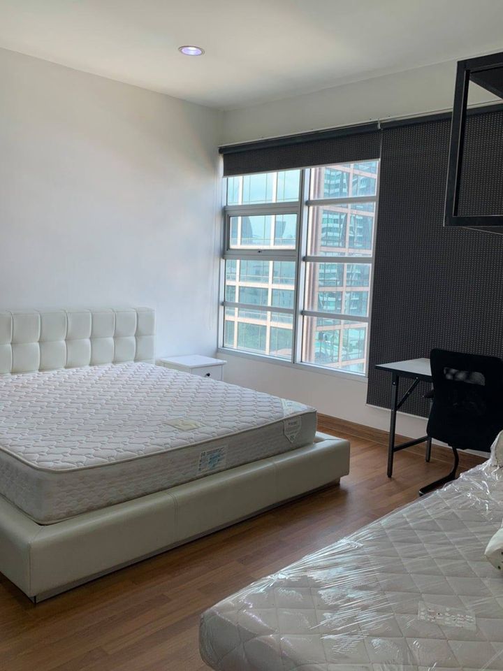 Baan Klang Krung Siam-Pathumwan