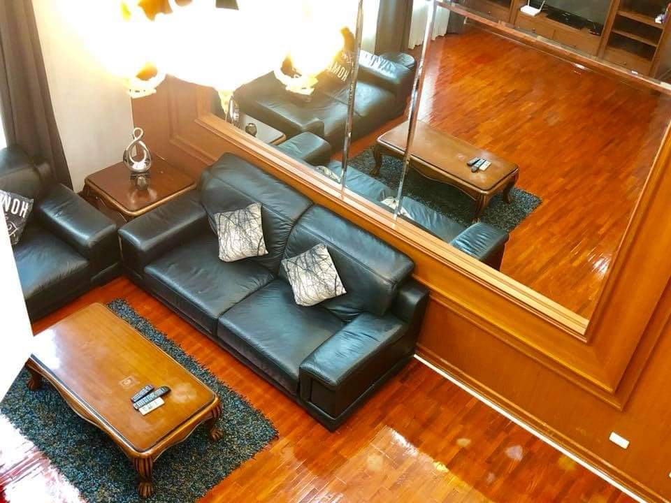 Townhouse in Compound Thonglor