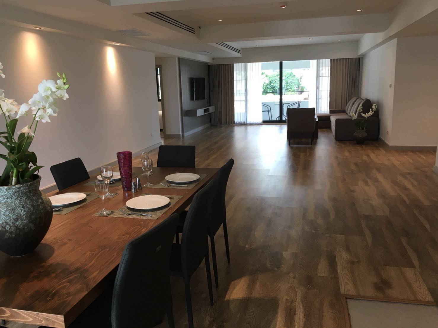 Apartment in Asoke