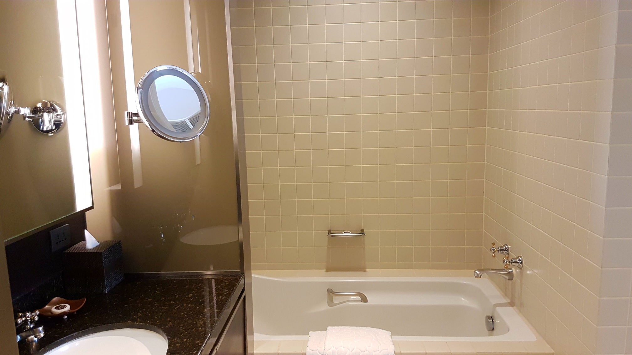 Apartment in Phrompong