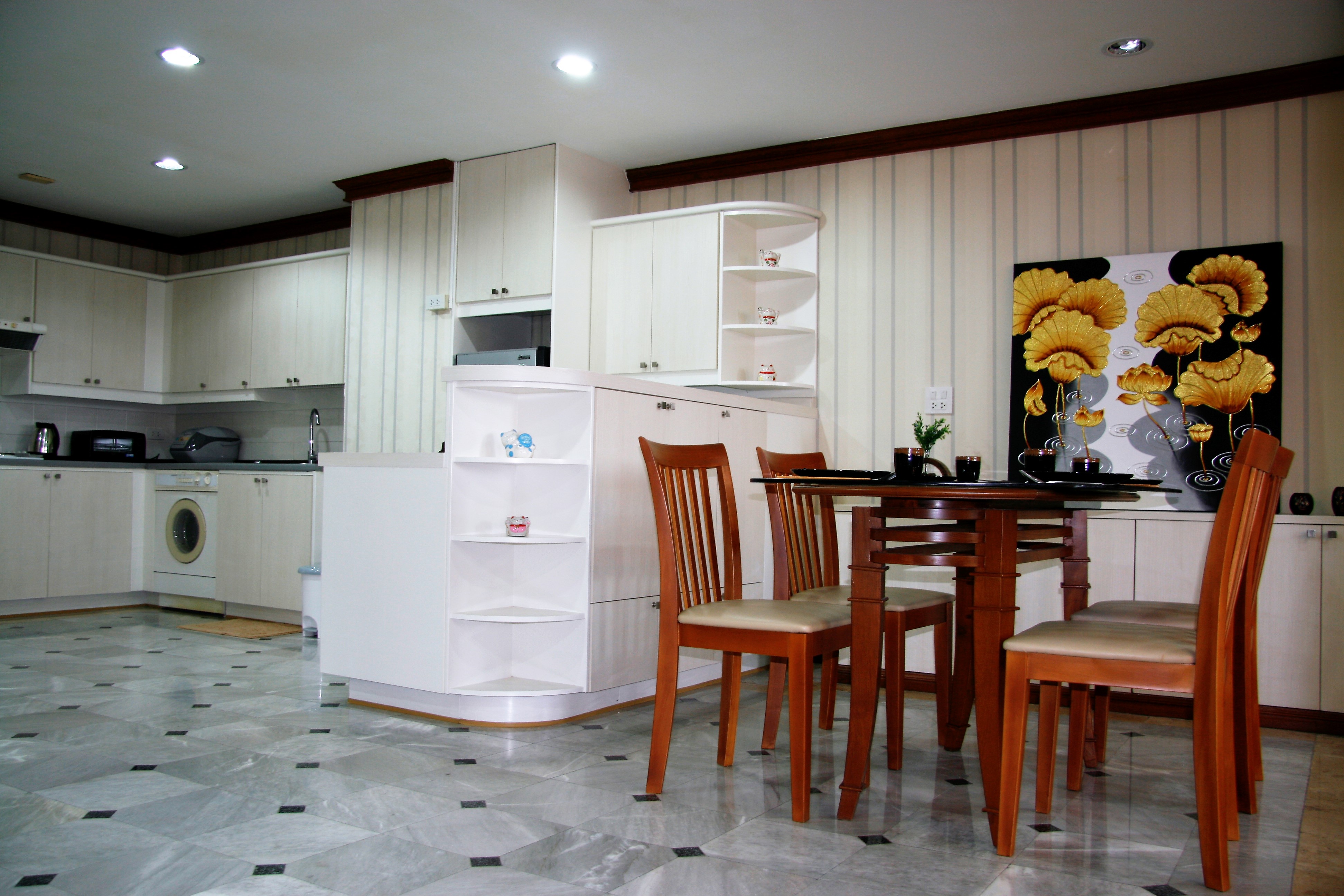 Supalai Place Sukhumvit 39