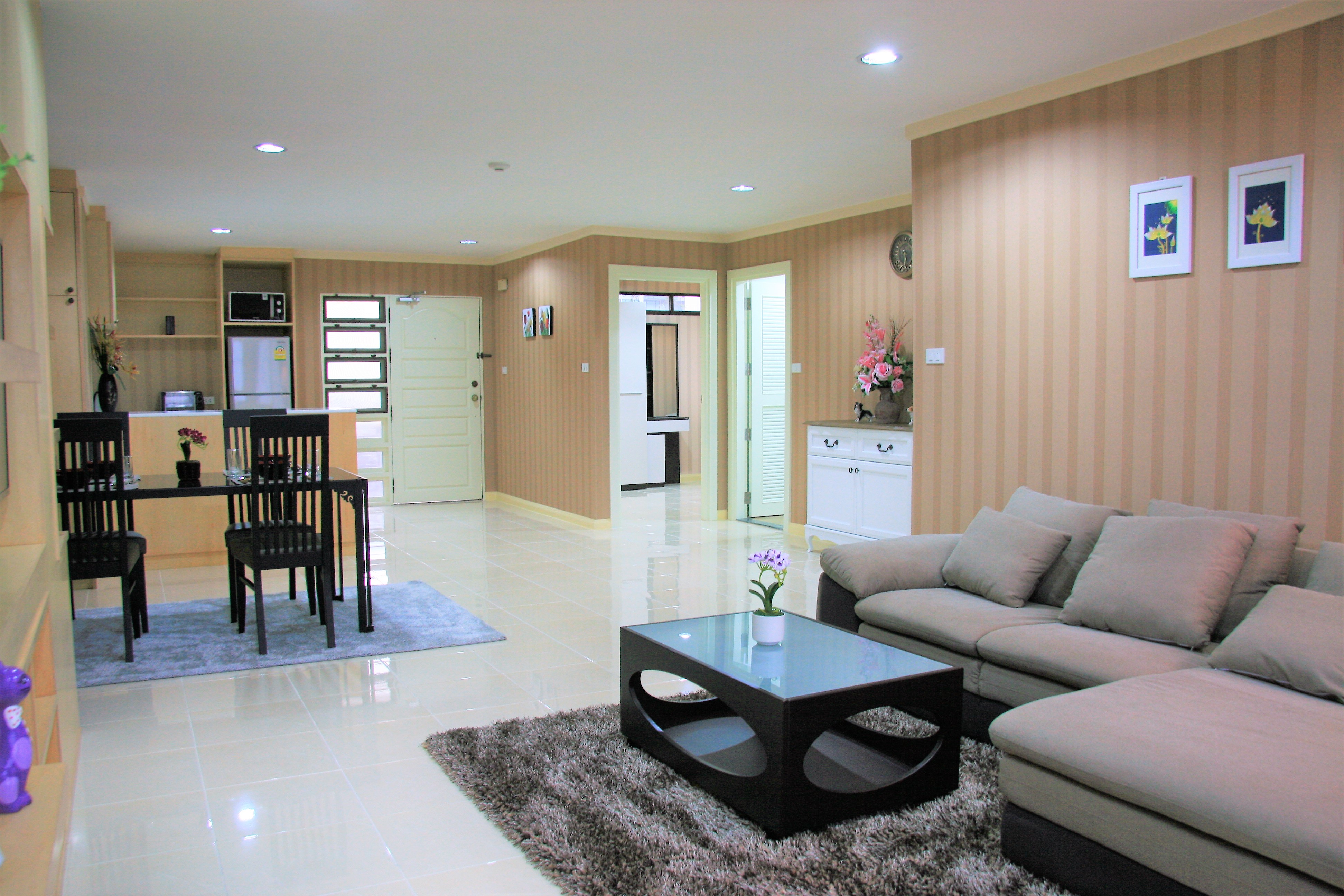 Supalai Place Sukhumvit 39