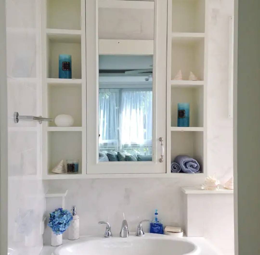 Dao Tem Fah Condominium - Luxury Colonial unit on top floor with ocean view in Hua Hin