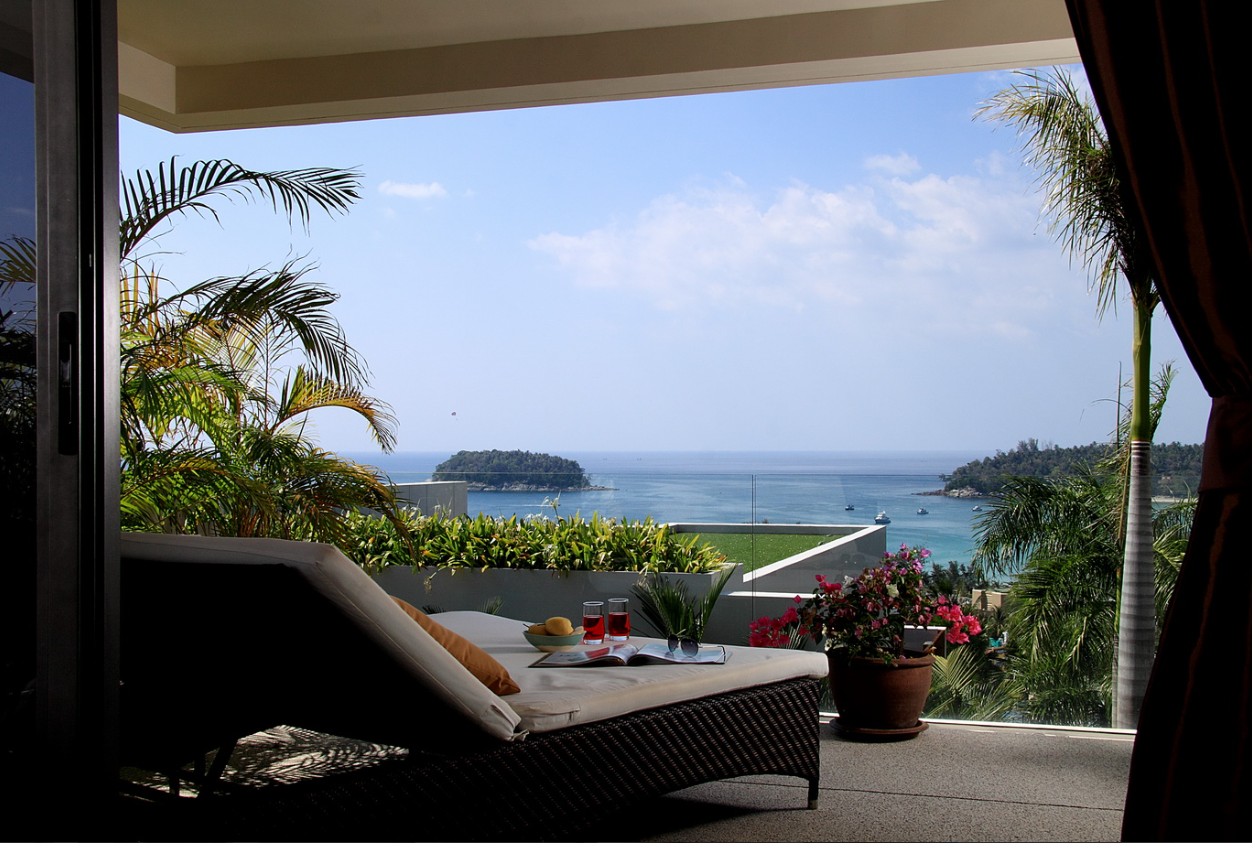 Luxury Ocean View 2 Bedrooms Penthouse KTA-011