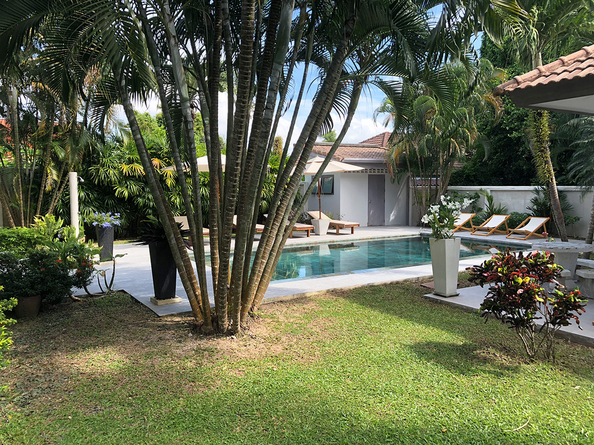 Spacious 3 Bedrooms Nai Harn Villa for Sale NH-044