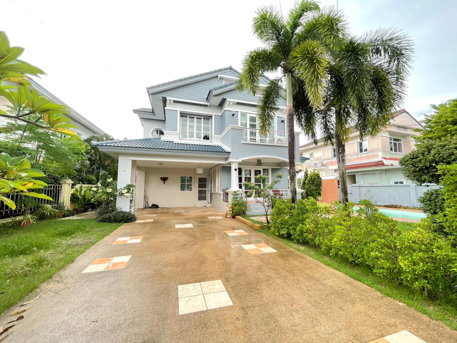 House with private swimming pool for sale ID CH-054