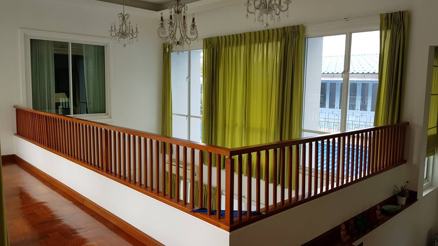 Detached Home for RENT in Phromphong