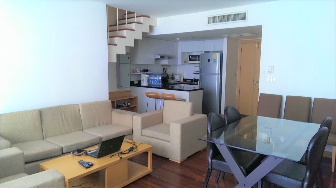 Apartment in Ekamai