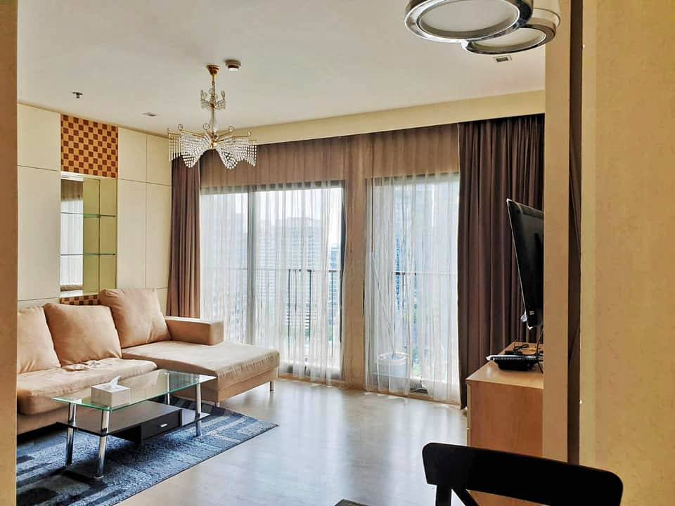 Noble Remix Thonglor
