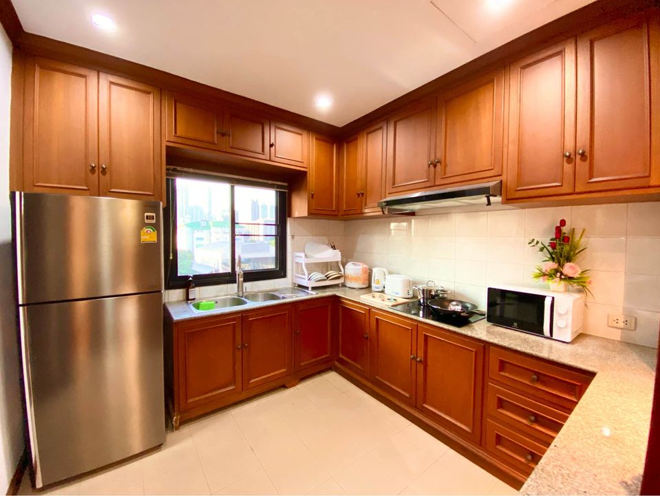 NT Place Sukhumvit Suites