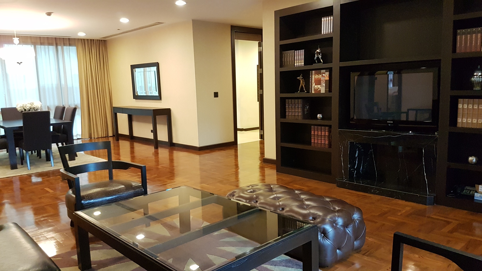 Modern Apartment in Ekamai
