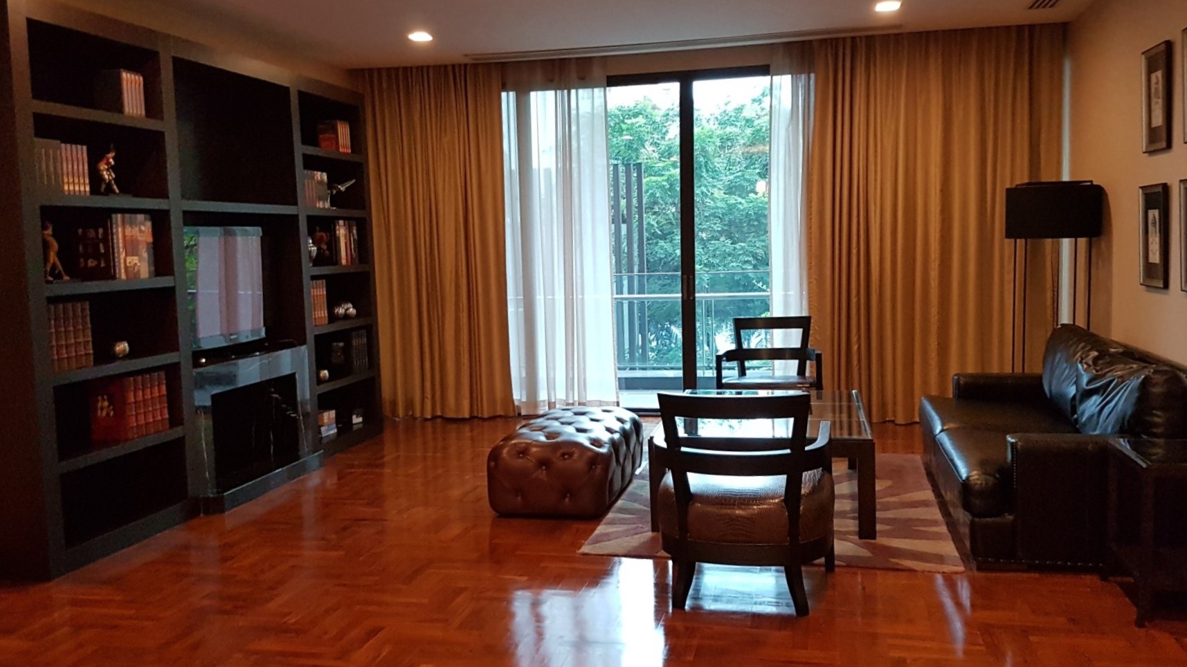 Modern Apartment in Ekamai