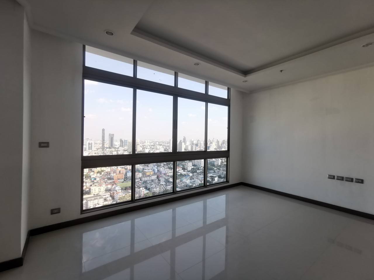 Stunning Penthouse in the Heart of Sukhumvit - Supalai Oriental