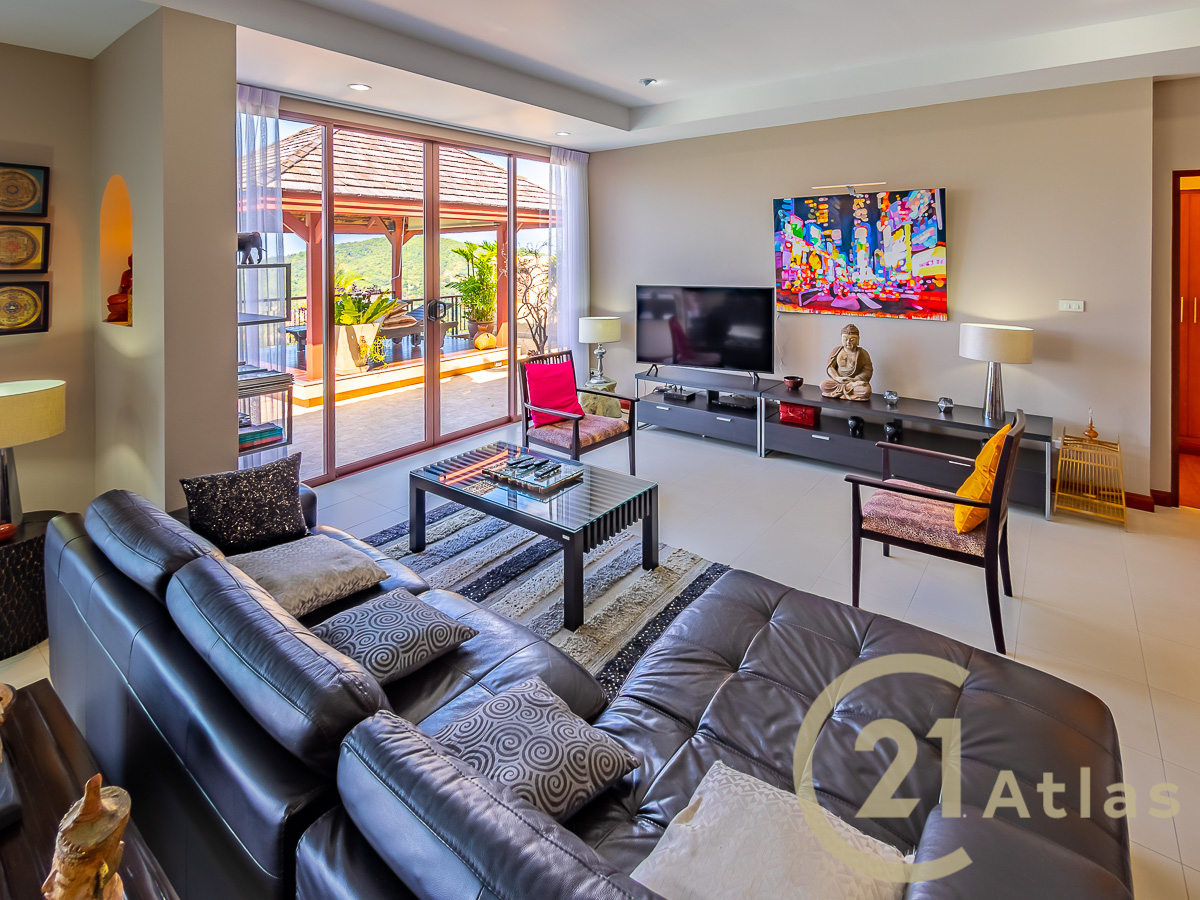 Century 21 Atlas - Elegant pool villa with breathtaking views