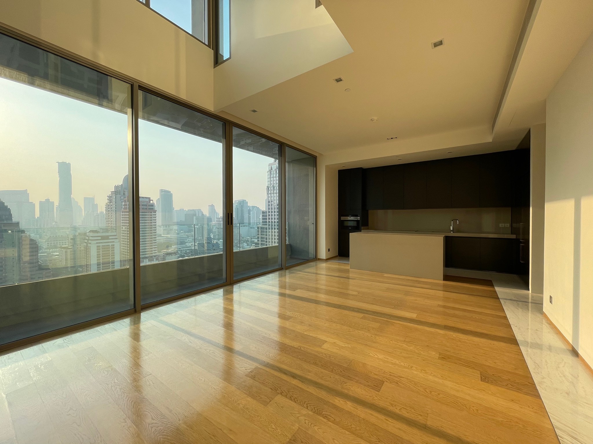 RARE UNIT! For Rent Saladaeng One (Duplex) Modern luxury style, Beautiful decoration and READY TO RENT!!
