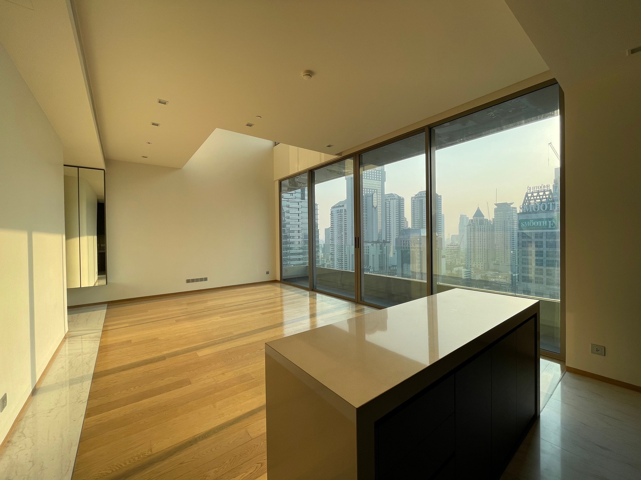RARE UNIT! For Rent Saladaeng One (Duplex) Modern luxury style, Beautiful decoration and READY TO RENT!!