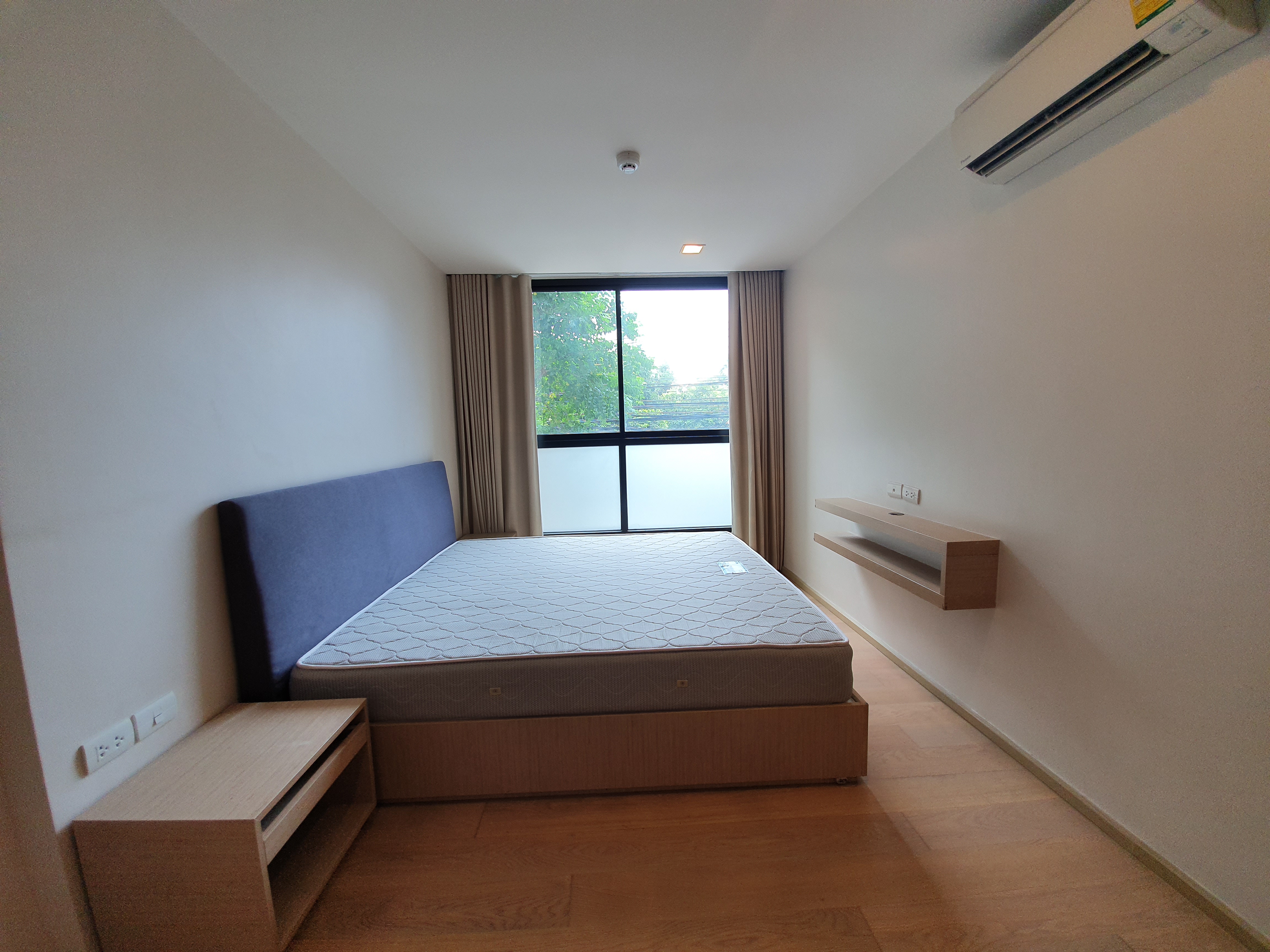 LIV@49 Low Rise 2 Bedroom Unit For Rent (Between Thong lo and Phrom Phong BTS)