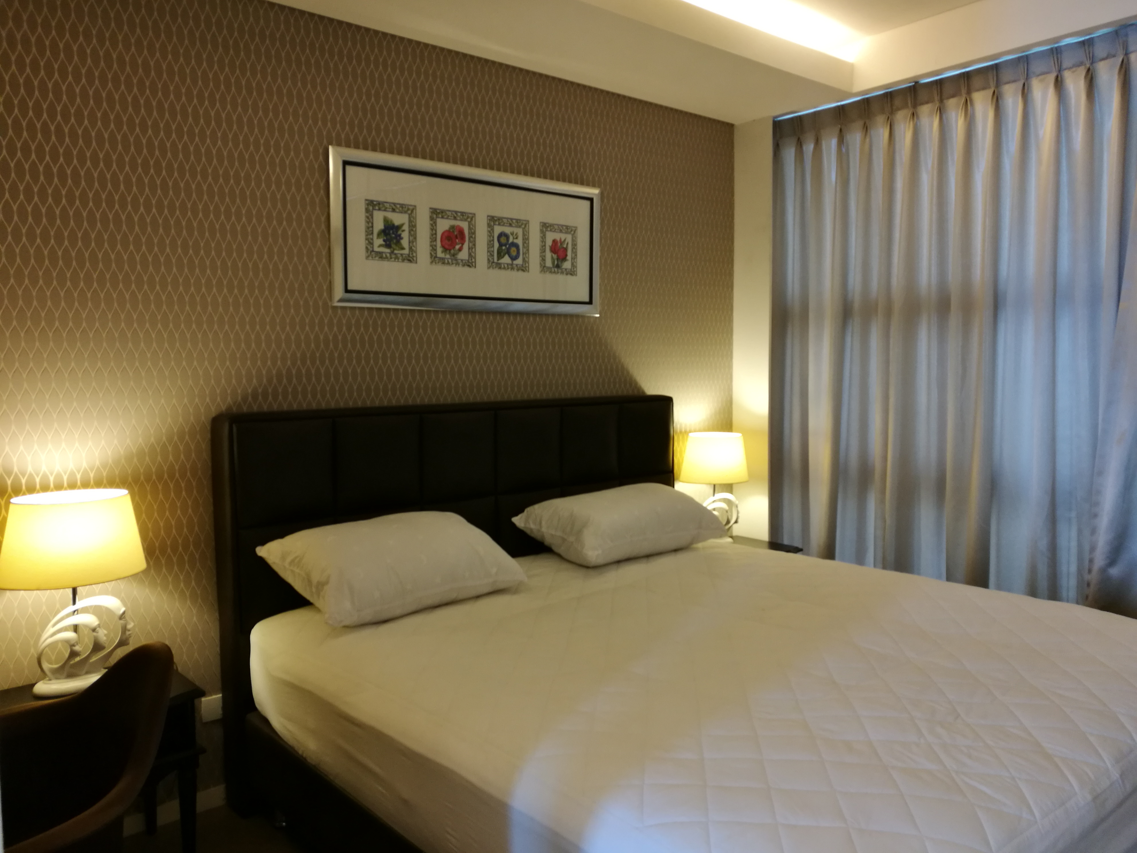 Mode Sukhumvit 61 2 Bedroom Unit For Rent (Located Between Thong Lor And Ekamai BTS)