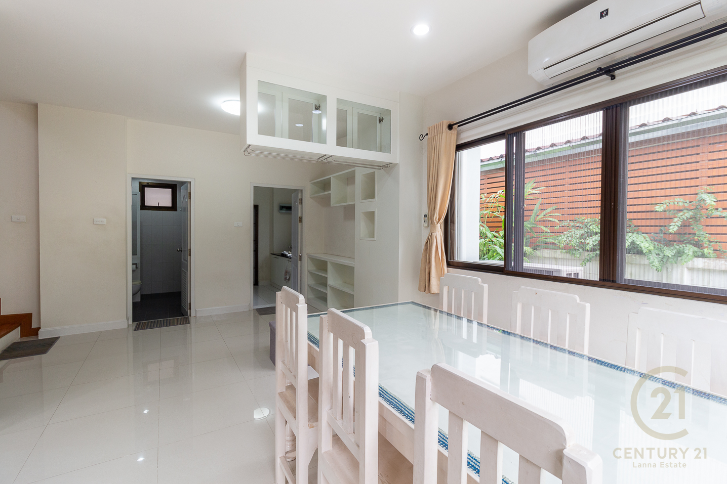 Nice House for SALE with lovely price