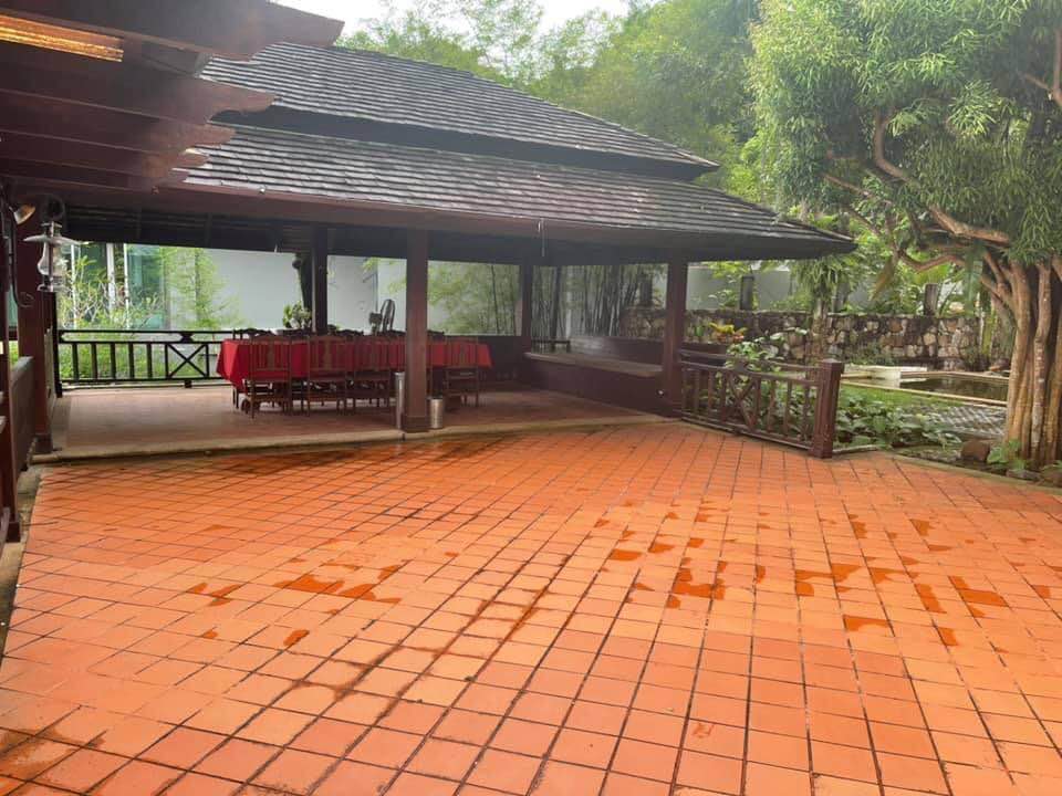 Prestigious 5 Bedrooms Pool Villa in Chalong