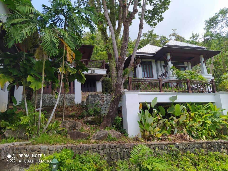 Prestigious 5 Bedrooms Pool Villa in Chalong