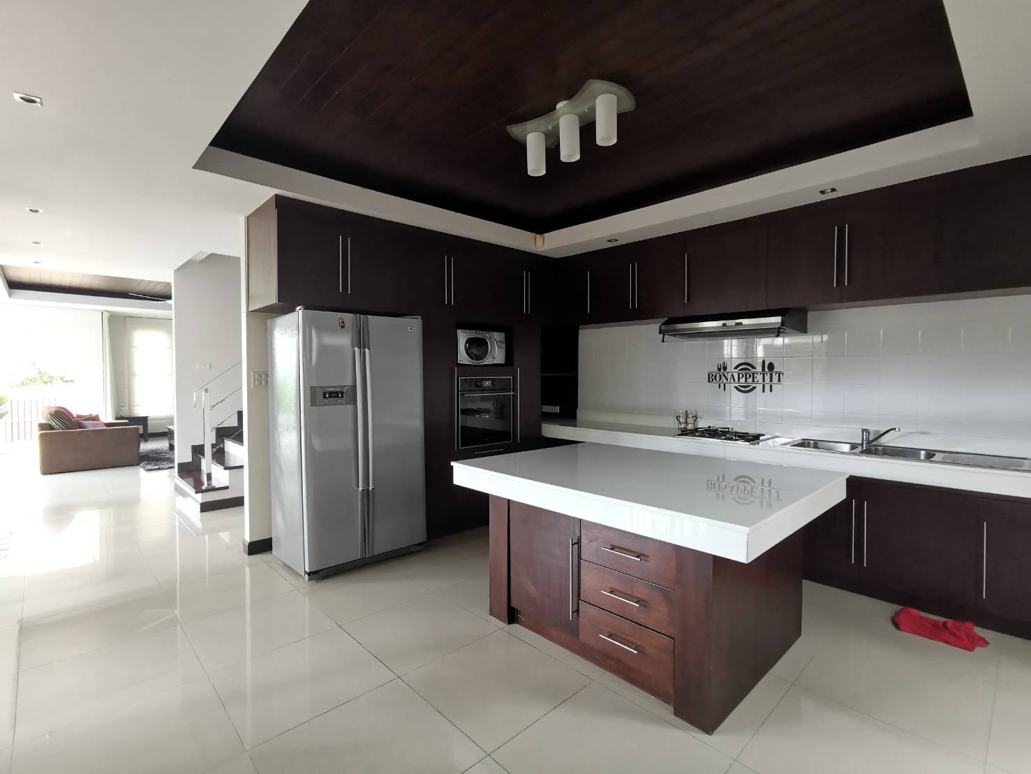 New Available 3 Bedrooms Villa for Rent and Sales in Kho Kaew