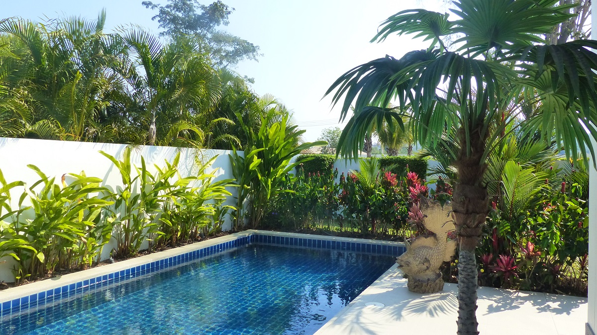House Pool Villa