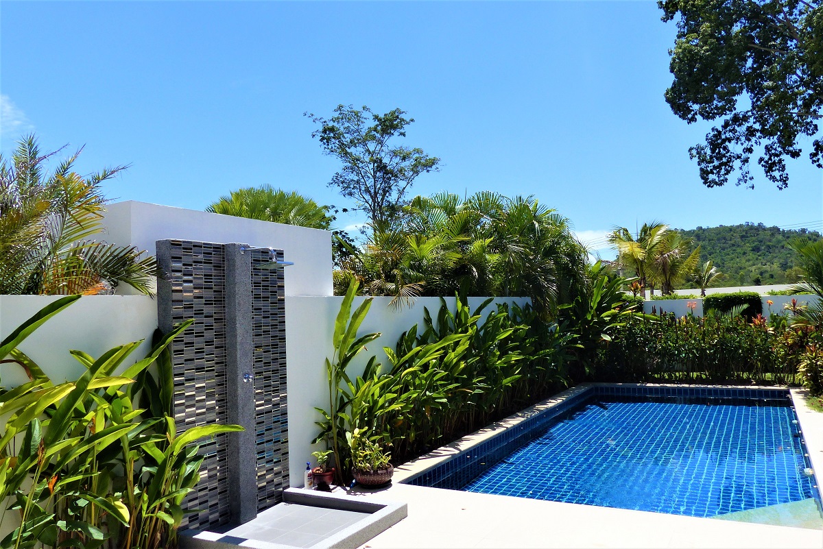 House Pool Villa