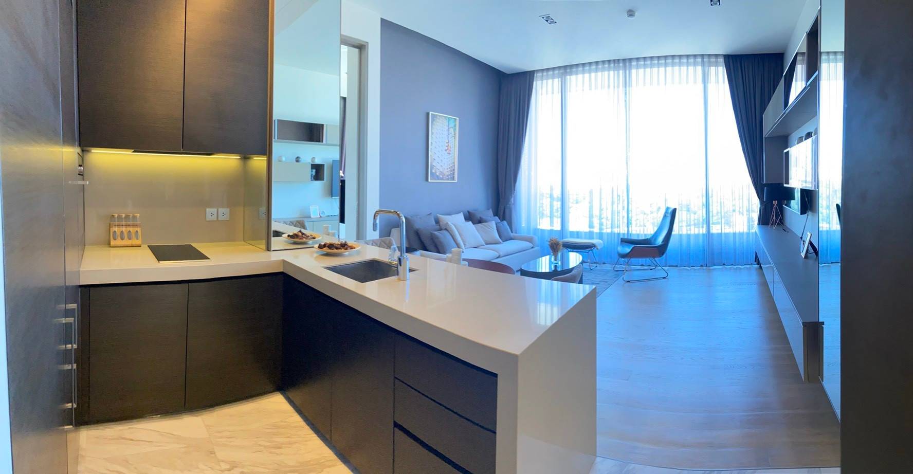 Modern & Luxurious 1 Bedroom Unit for RENT & SALE @ Saladaeng One